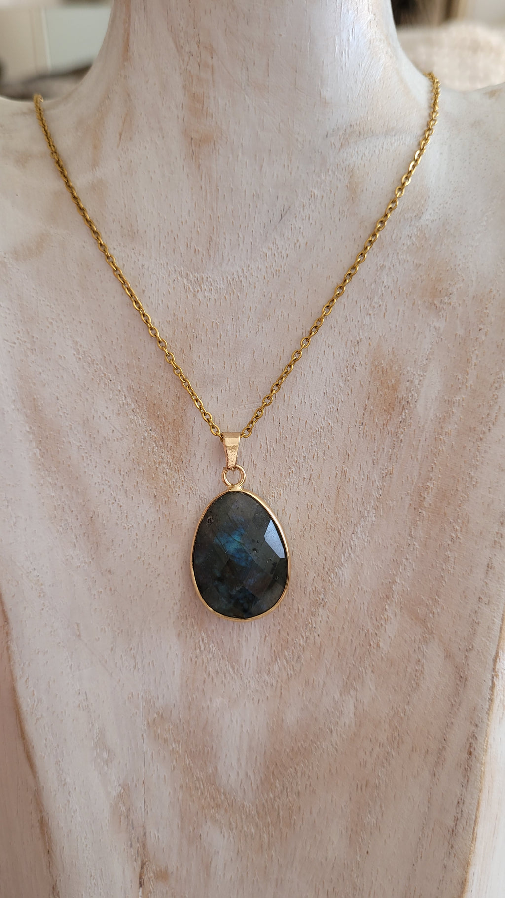 Collier labradorite