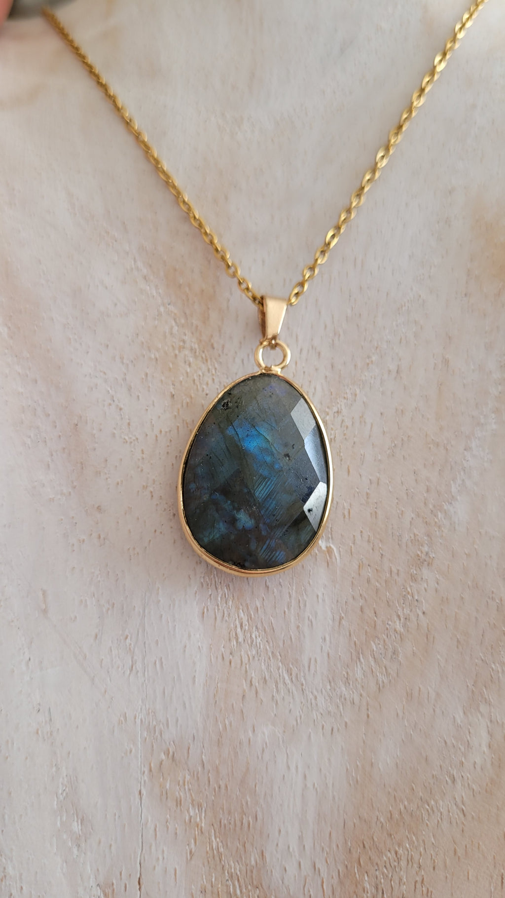 Collier labradorite