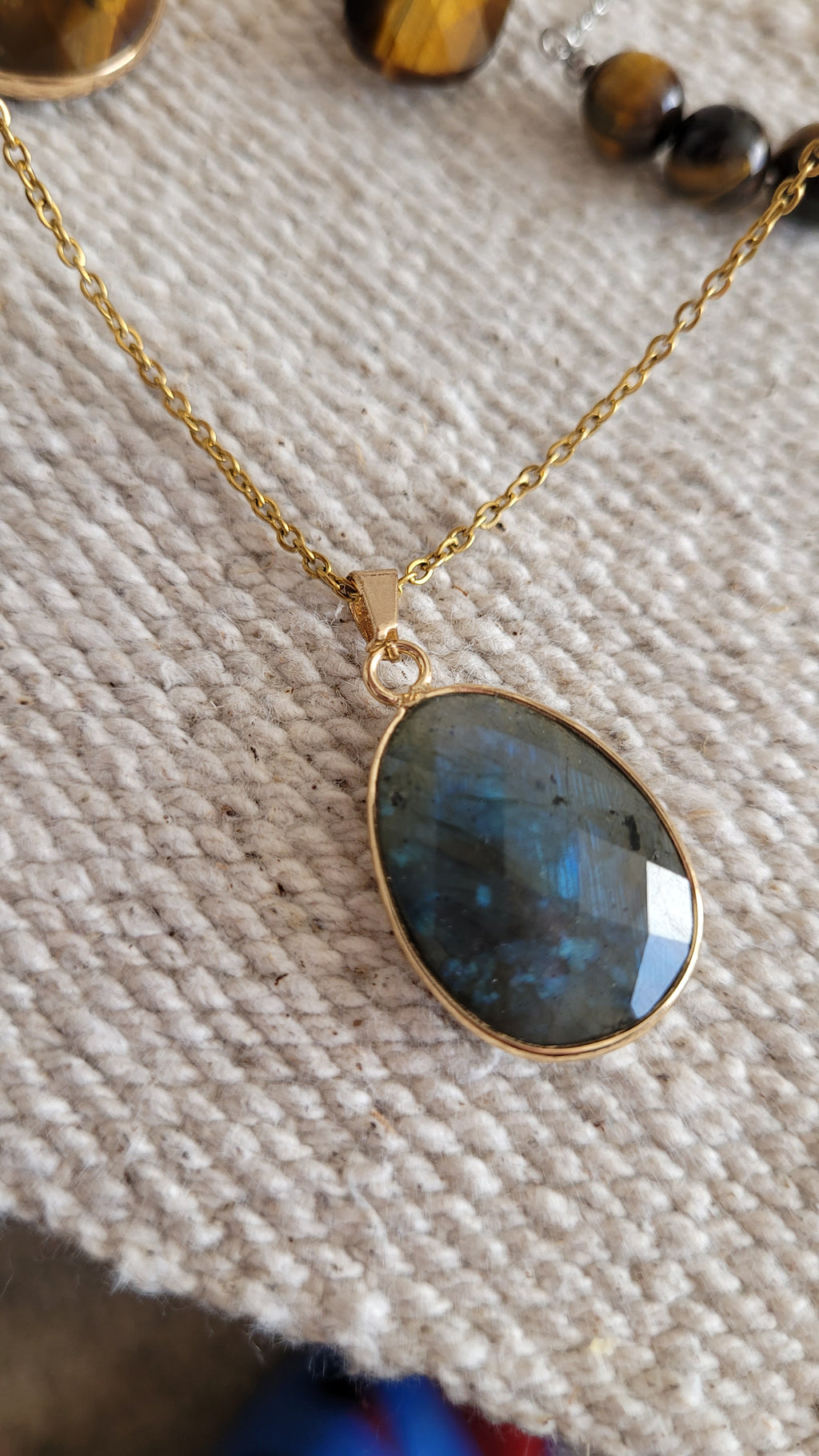 Collier labradorite