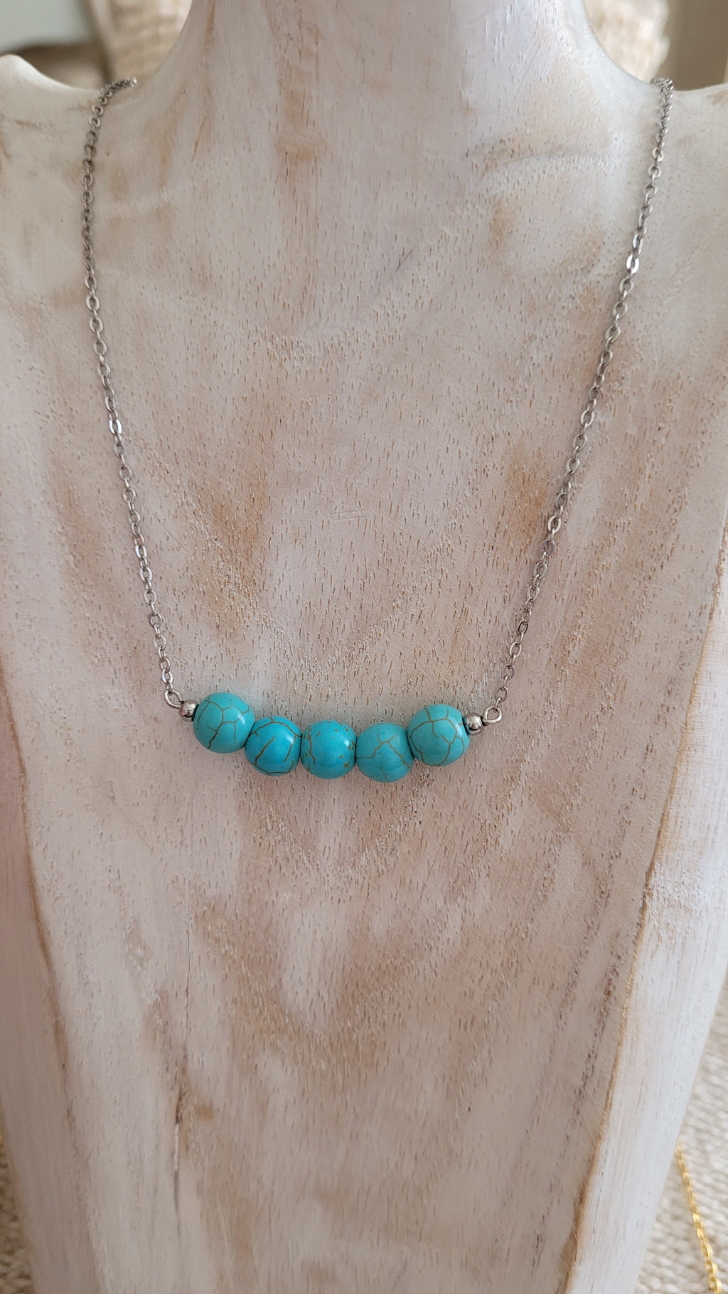 Collier bleue