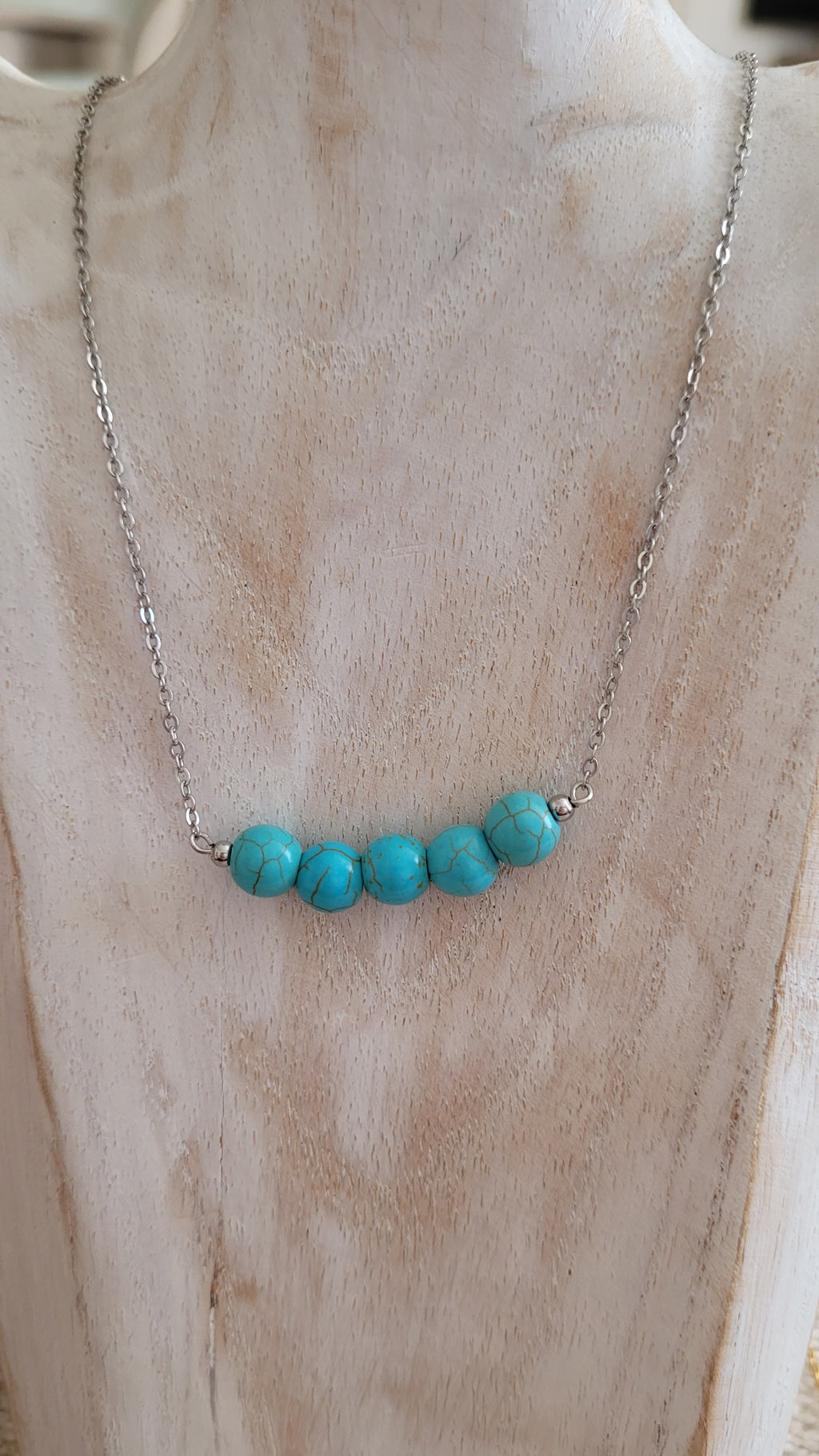 Collier bleue
